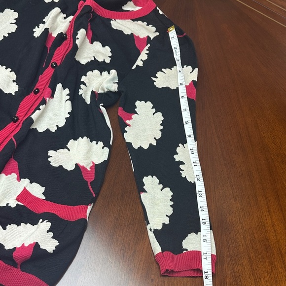 Moschino Cheap and Chic Collection Women's carnation intarsia Cardigan Sweater S - Picture 6 of 14